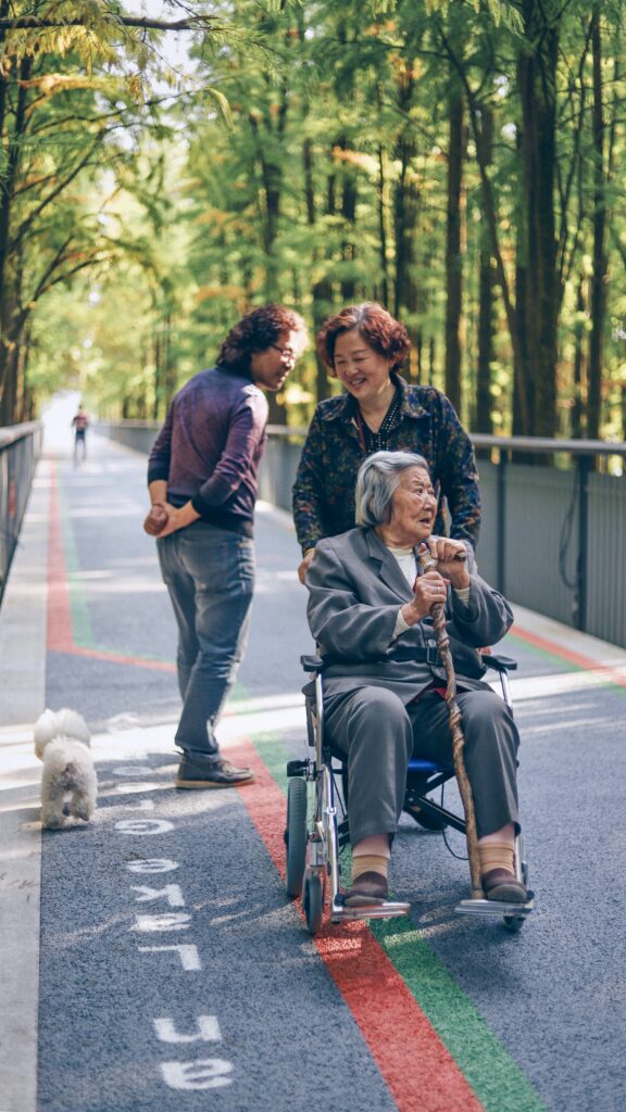 8 Ways for Seniors to Make New Friends